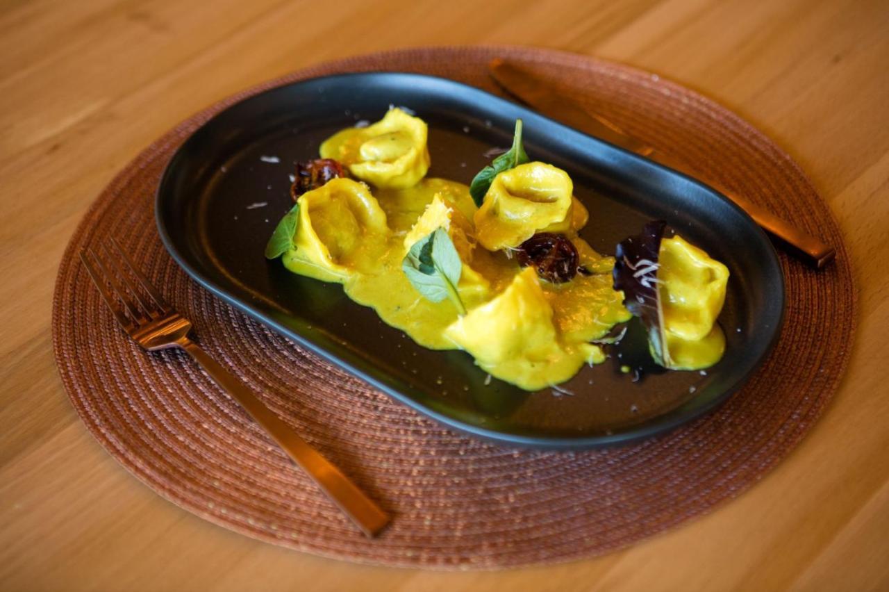 Equos Resort Hotel 티라나 외부 사진