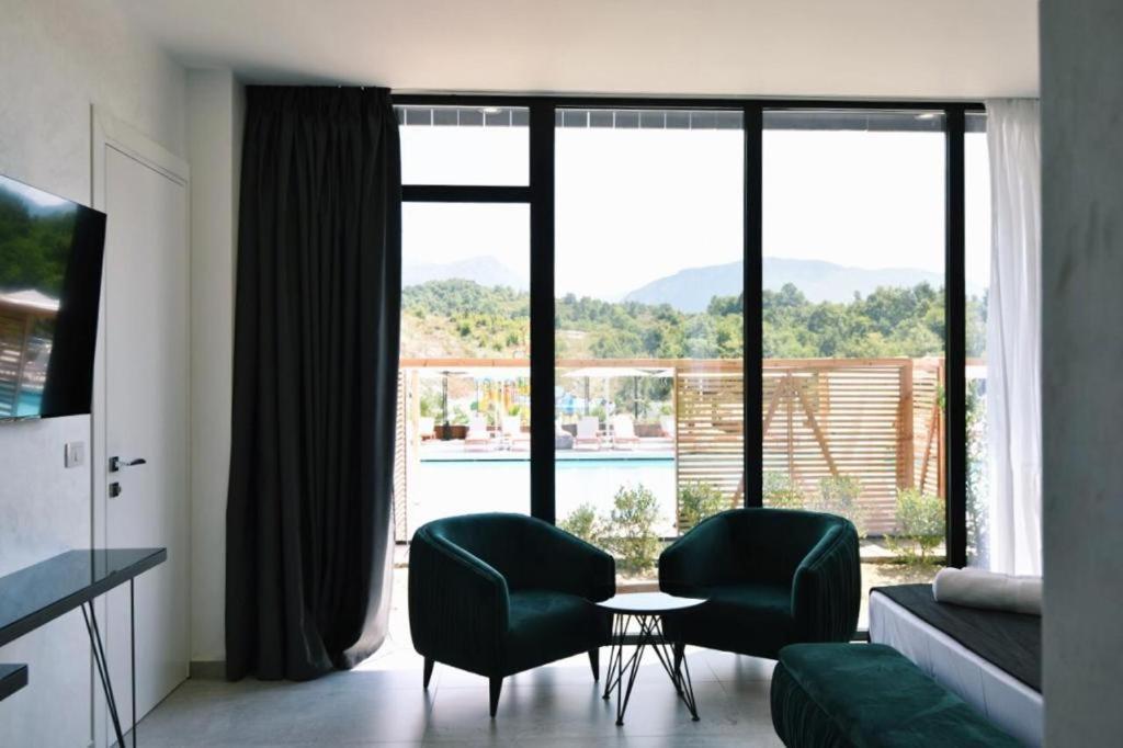Equos Resort Hotel 티라나 외부 사진